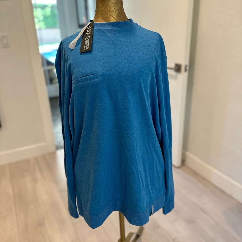 Black Clover long sleeve.